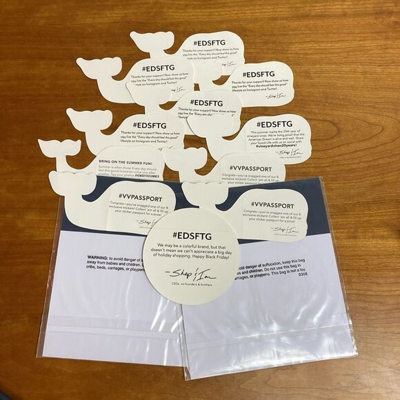 Vineyard Vines Assorted Whale Stickers - 19 Total - Picture 7 of 7